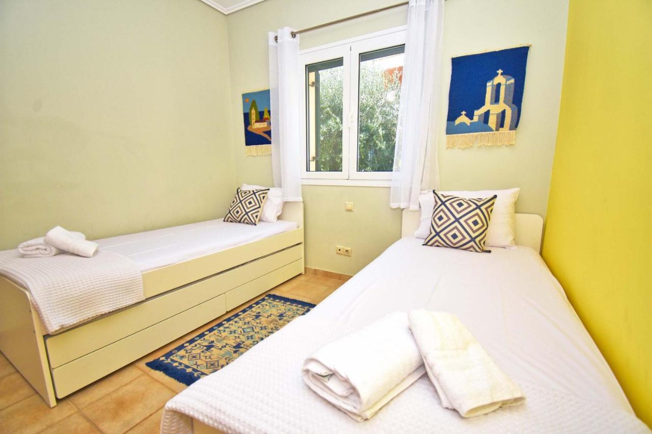 Pebbles And Sea At Barbati With Shared Pool Apartment Bagian luar foto