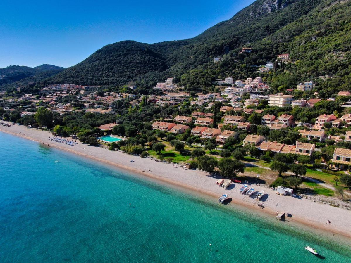 Pebbles And Sea At Barbati With Shared Pool Apartment Bagian luar foto